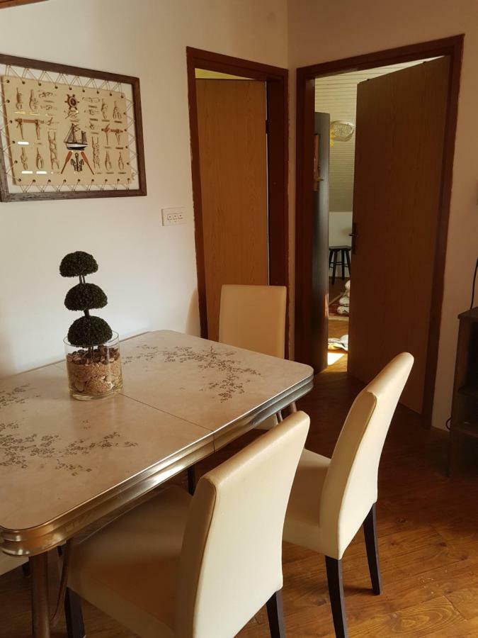 Edo-Krok Baška Esterno foto